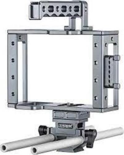 DESCRIPTION: (10) IPHONE 7 CAGES BRAND/MODEL: SEVENOAK INFORMATION: $24.86 EA QTY: 10