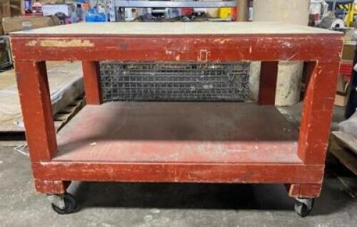 (1) WOODEN MOBILE WORKBENCH