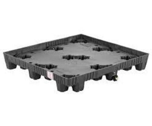 DESCRIPTION: (4) FOLDED-STACKED CHAIR TOTE BRAND/MODEL: RAYMOND/630 INFORMATION: MAX WEIGHT: 300 LBS/GRAY RETAIL$: 278.64 SIZE: 22" X 67" QTY: 4