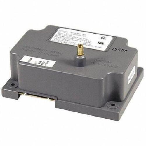 DESCRIPTION: (1) CONTROL BOARD BRAND/MODEL: FENWAL IGNITION CONTROLS #40LX16 INFORMATION: FITS BRAND FENWAL IGNITION CONTROLS RETAIL$: $300.00 EA SIZE