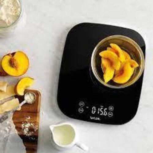 DESCRIPTION: (1) DIGITAL KITCHEN SCALE BRAND/MODEL: TAYLOR #1075112 INFORMATION: BLACK RETAIL$: $53.06 EA QTY: 1