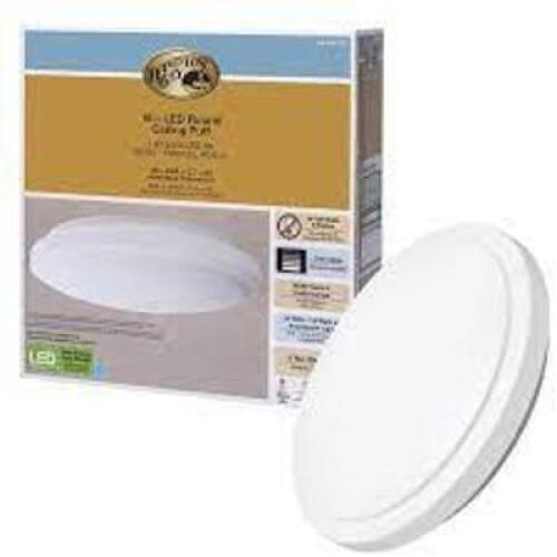 DESCRIPTION: (1) FLUSH MOUNT CEILING LIGHT BRAND/MODEL: HAMPTON BAY RETAIL$: $50.00 EA SIZE: 16 IN QTY: 1
