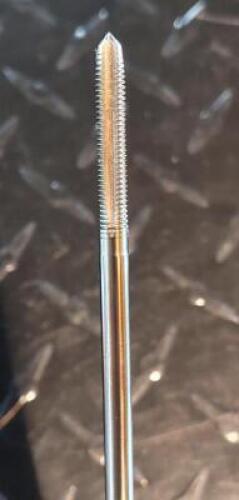 DESCRIPTION: (1) HSS METRIC COURSE HAND PULLEY TAP BRAND/MODEL: HERTEL 70563937 RETAIL$: 59.4 SIZE: M5X0.8 QTY: 1