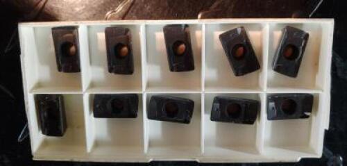 DESCRIPTION: (10) APKX STYLE MILLING INSERTS BRAND/MODEL: SECO APKX1604PDR-ME12 RETAIL$: $21.26 PER INSERT QTY: 10
