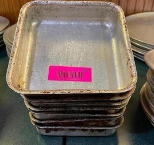 DESCRIPTION: (7) 6" X 6" PIZZA PANS SIZE 6" X 6" LOCATION: SEATING THIS LOT IS: SOLD BY THE PIECE QTY: 7