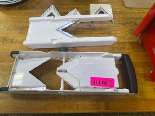 DESCRIPTION: MANDOLIN SLICER LOCATION: KITCHEN QTY: 1