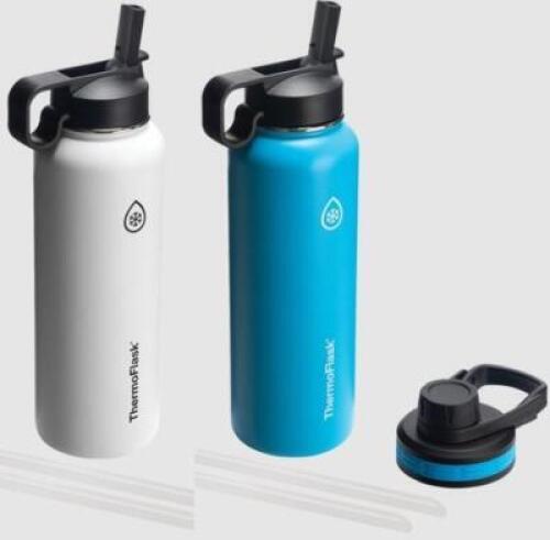DESCRIPTION: (2) THERMOFLASK BRAND/MODEL: TAKEYA/50062 INFORMATION: GRAY & CAPRI/STAY HOT OR COLD FOR 24 HOURS RETAIL$: 27.32 EACH SIZE: 40 OZ. QTY: 2