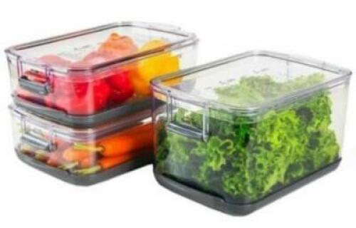 DESCRIPTION: (1) PRODUCE STORAGE SET BRAND/MODEL: PROGRESSIVE PROKEEPER/1477145 INFORMATION: 3-PIECES/CLEAR RETAIL$: 42.95 SIZE: (2) MED 2.9 QT/(1) LA