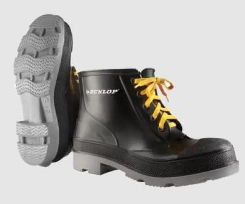 DESCRIPTION: (1) POLYURETHANE PVC BOOT BRAND/MODEL: DUNLOP/86103 INFORMATION: BLACK/PLAIN TOE RETAIL$: 30.90 SIZE: SIZE: 13 QTY: 1