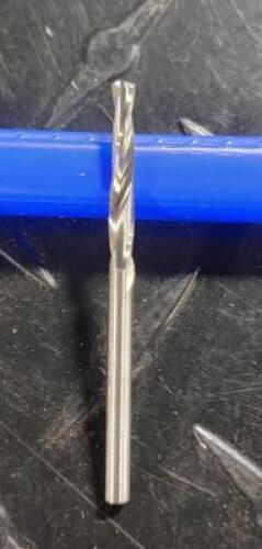 DESCRIPTION: (1) SPIRAL FLUTE CARBIDE SCREW MACHINE DRILL BRAND/MODEL: ATRAX 85252336 RETAIL$: 27.67 SIZE: #33 QTY: 1