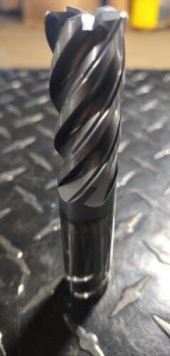 DESCRIPTION: (3) SOLID CARBIDE SQ. END MILL BRAND/MODEL: ISCAR ECKI75H1.5-5SL75CFR .06T4 RETAIL$: 287.37 SIZE: 3/16" DIA 5/8" LOC QTY: 3