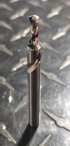DESCRIPTION: (6) SOLID CARBIDE COUNTER BORE DRILL BRAND/MODEL: GUHRING 18039181 RETAIL$: $ SIZE: 6mm DIA QTY: 6