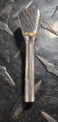 DESCRIPTION: (1) SN-7 CARBIDE DOUBLE CUT INVERTED CONE BURR BRAND/MODEL: SGS PRO 15978 RETAIL$: 83.01 SIZE: 3/4" CUT DIA 1/4" SHANK QTY: 1