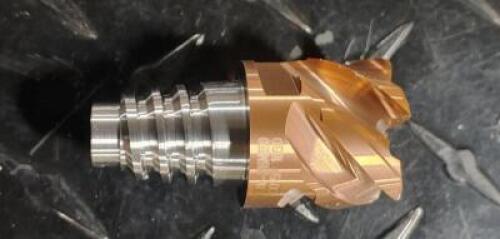 DESCRIPTION: (4) EXCHANGABLE HD COROMILL HEAD BRAND/MODEL: SANDVIK COROMANT/A316-25SM550-10015P 1030 INFORMATION: 5-FLUTE, 50 DEGREE HELIX RETAIL$: $3