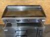 DESCRIPTION: STAR MAX 48" THERMOSTATIC FLAT GRILL. BRAND / MODEL: STAR MAX ADDITIONAL INFORMATION NATURAL GAS, COMES W/ REGULATOR. RETAILS NEW FOR $80 - 2