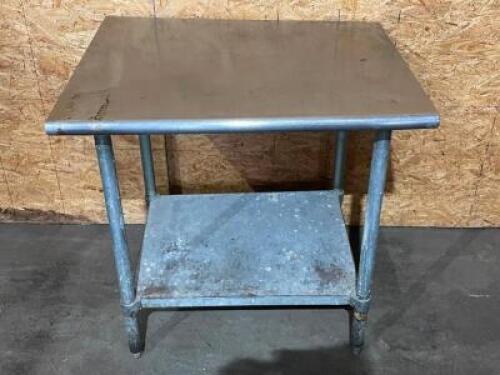 DESCRIPTION: 48" X 30" STAINLESS TABLE W/ GALV UNDER SHELF. SIZE: 48" X 30" LOCATION: 7 QTY: 1