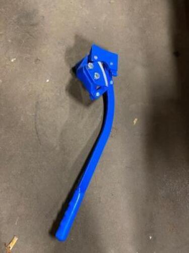 DESCRIPTION: (1) MISC PIPE & TUBE CUTTER INFORMATION: BLUE/SEE FOR INSPECTION SIZE: 20"L QTY: 1
