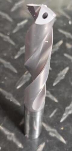 DESCRIPTION: (2) THROUGH COOLANT SPIRAL FLUTE SOLID CARBIDE SCREW MACHINE DRILL BRAND/MODEL: ISCAR 44854339 RETAIL$: 444.79 EA SIZE: .5620" QTY: 2