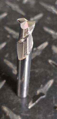 DESCRIPTION: (1) SOLID CARBIDE SQ. END MILL BRAND/MODEL: ACCUPRO 07337496 RETAIL$: $27.71 SIZE: 8mm DIA 12mm LOC QTY: 1