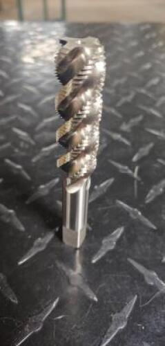 DESCRIPTION: (1) HSSE-V3 SPIRAL FLUTE HAND TAP BRAND/MODEL: YG1 C3663 RETAIL$: $ 48,70 SIZE: 5/8-18 GH3 QTY: 1