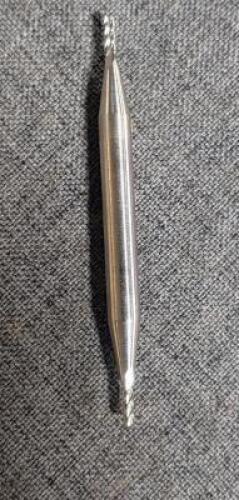 DESCRIPTION: (1) HSS DOUBLE END SQ. END MILL BRAND/MODEL: NIAGARA 45536653 RETAIL$: $ 30.49 EA SIZE: 1/16" DIA 3/16" LOC QTY: 1