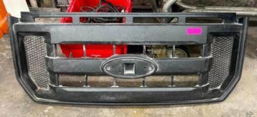 DESCRIPTION: 2105-2017 FORD F-150 GRILL ASSEMBLY QTY: 1