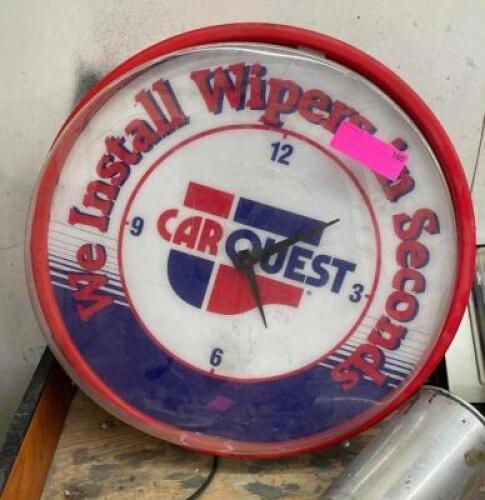CAR QUEST LIGHT-UP CLOCK, 20"