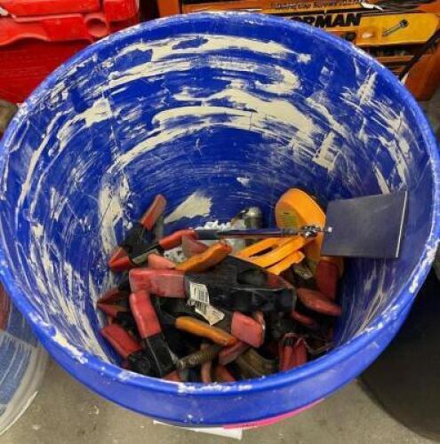 LARGE ASSORTMENT OF SPRING CLAMPS (APPROX 15) AND MISC MATERIALS