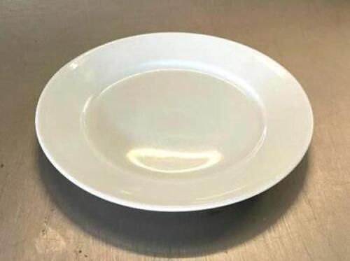 DESCRIPTION: (36) 7-3/4" BRIGHT WHITE PORCELAIN PLATES BRAND/MODEL: BUFFALO C-19 SIZE: 7-3/4" QTY: 36
