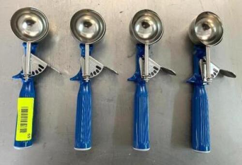 DESCRIPTION: (4) 2 OZ. DISHERS BRAND/MODEL: VOLLRATH 47143 QTY: 4