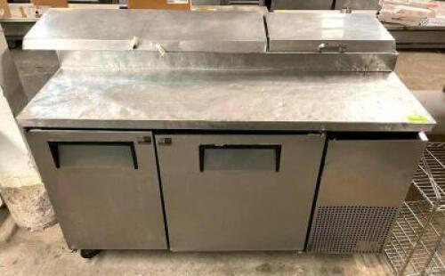 DESCRIPTION: 5' SANDWICH PREP TABLE WITH REFRIGERATED BASE BRAND/MODEL: TRUE TPP-60 INFORMATION: ONE TOP LID IS NOT EXACT FIT QTY: 1