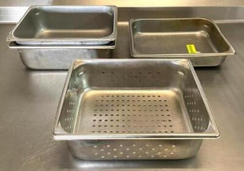 DESCRIPTION: (4) HALF SIZE STAINLESS STEEL PANS SIZE: (1) 2.5" (1) 4" PERFORATED (2) 4" QTY: 4