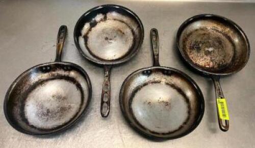 DESCRIPTION: (4) 10.5" FRYING PANS QTY: 4