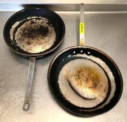 DESCRIPTION: (2) 14.5" FRYING PANS QTY: 2