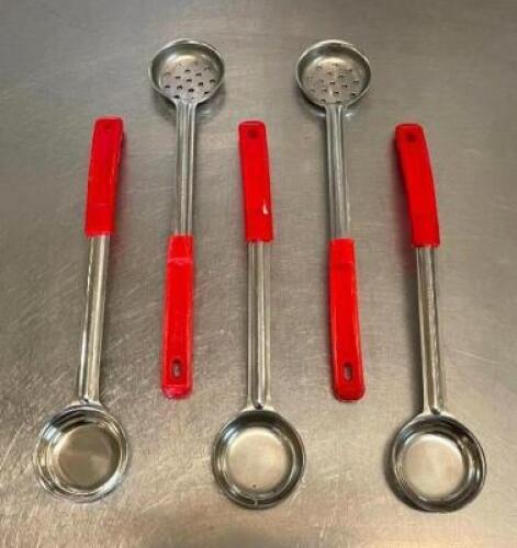 DESCRIPTION: (5) 2 OZ. PORTION SPOONS INFORMATION: (2) ARE PERFORATED QTY: 5