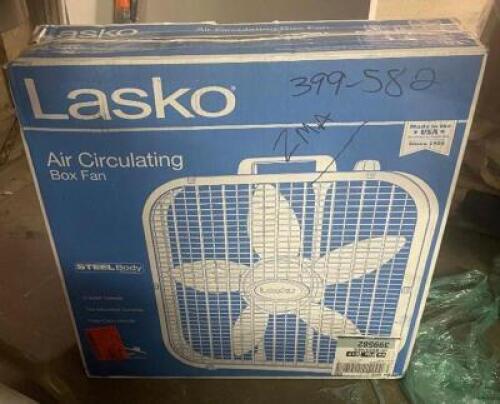 LASKO 20 IN. 3 SPEED WHITE BOX FAN WITH SAVE-SMART TECHNOLOGY FOR ENERGY EFFICIENCY