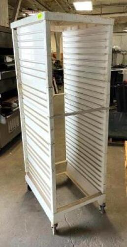 FULL SIZE PLASTIC TRAY RACK