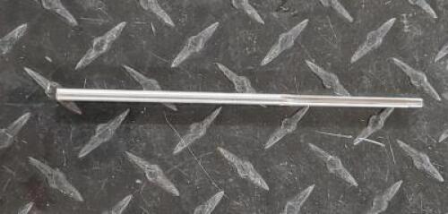 DESCRIPTION: (16) HSS SS CHUCKING REAMERS BRAND/MODEL: SCTOOL 375C122-190C RETAIL$: $35.16 EA SIZE: 10/32" QTY: 16