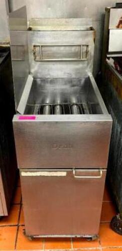 40 LB. STAINLESS STEEL NATURAL GAS FRYER