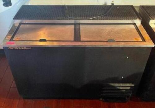 50" - 2 LID HORIZONTAL BOTTLE COOLER