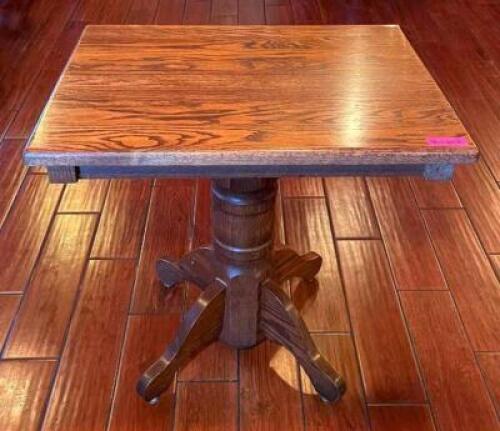 30" WOODEN DINING TABLE WITH WOODEN BASE