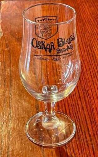 (10) - OSKAR BLUES BREWERY / LLEWELYN'S PUB BRANDED GLASS GOBLETS