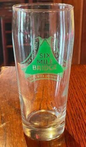 (10) - SIX MILE BRIDGE BRANDED BEVERAGE GLASSES