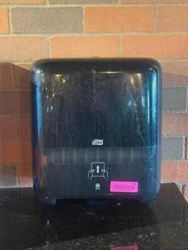 TORK PAPER TOWEL DISPENSER