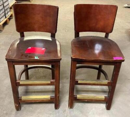 (2) WOOD FINISHED BAR STOOLS (SEE PHOTOS FOR CONDITION OF STOOLS) THIS LOT IS SOLD BY THE PIECE QUANTITY 2