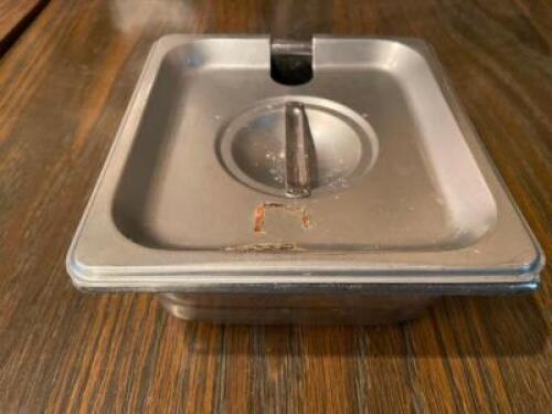 (6) 1/6TH SIZE STAINLESS INSERT W/ LIDS