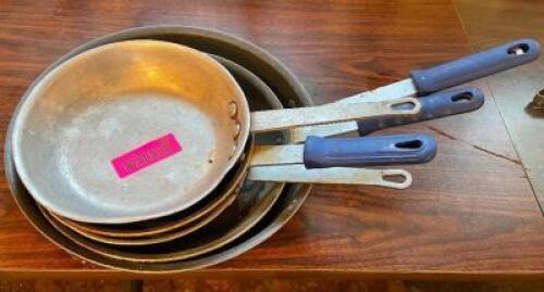 (5) ASSORTED SKILLETS