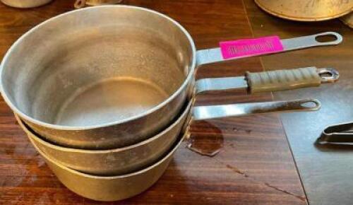 (3) 8" SAUCE POTS