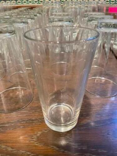 (36) MIXING GLASSES