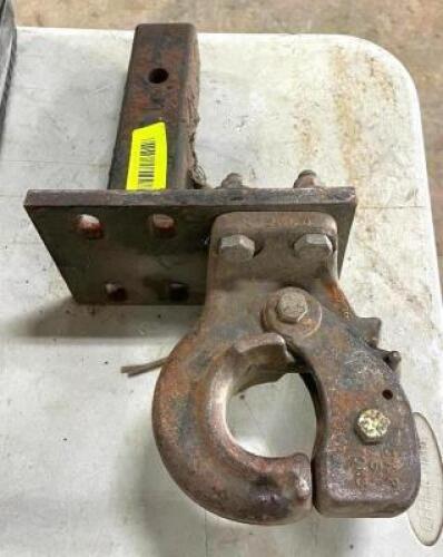DESCRIPTION: TOWING HOOK HITCH ATTACHMENT LOCATION: WAREHOUSE LOCATION: 6249 LORENS LN. CEDAR HILL, MO 63016 QTY: 1